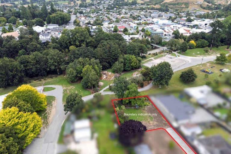 Photo of property in 81 Mckenzie Street, Geraldine, 7930