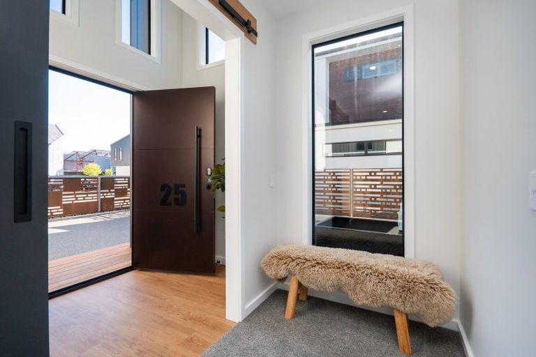 Photo of property in 25 Coronation Street, Ahuriri, Napier, 4110