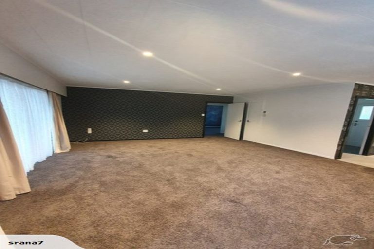 Photo of property in 78a Pinehaven Road, Pinehaven, Upper Hutt, 5019