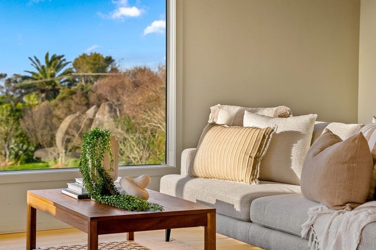 Photo of property in 87 M Greenwood Road, Leigh, 0972