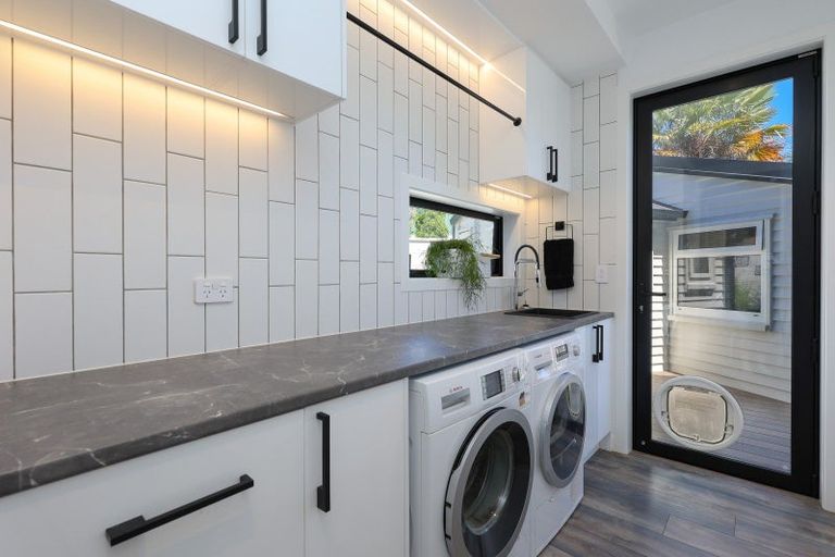 Photo of property in 46 Bisley Avenue, Moana, Nelson, 7011