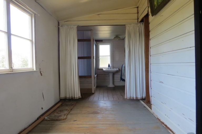 Photo of property in 9 Queen Street, Albury, Cave, 7984