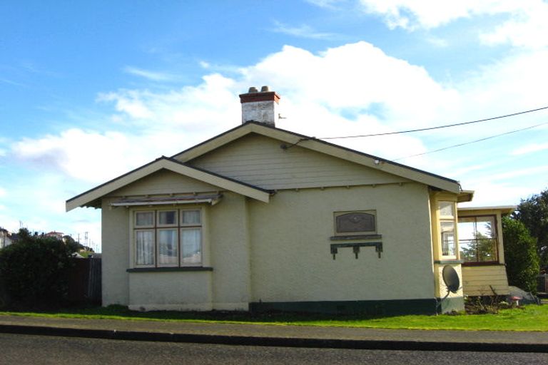 Photo of property in 15 Onslow Street, Bluff, 9814