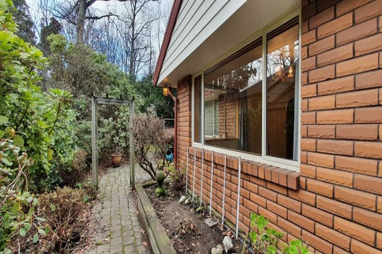 Photo of property in 155 Cashmere Road, Hoon Hay, Christchurch, 8025