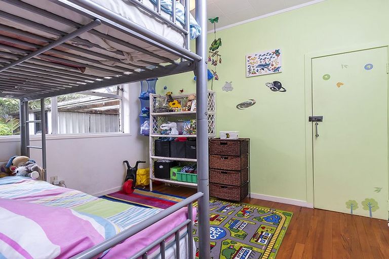 Photo of property in 1/40 Hope Farm Avenue, Pakuranga Heights, Auckland, 2010