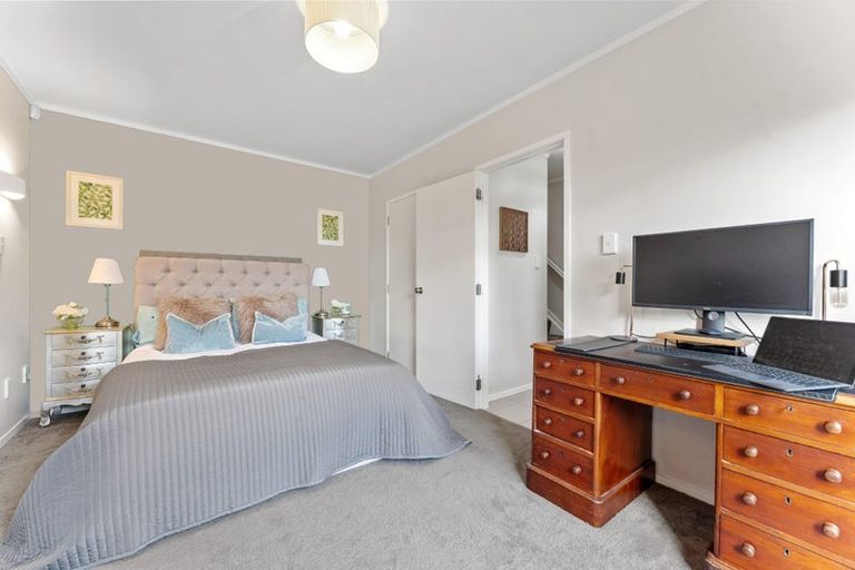 Photo of property in 1/10 Harley Road, Hauraki, Auckland, 0622