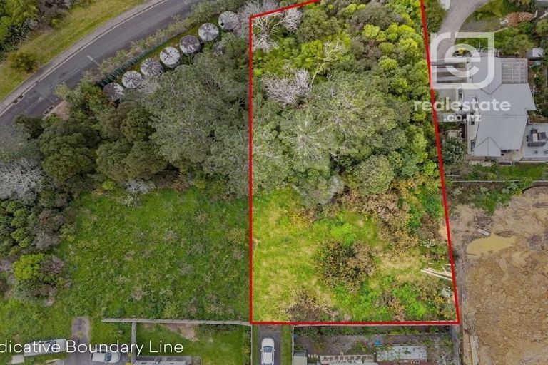Photo of property in 103 Rangeview Road, Sunnyvale, Auckland, 0612