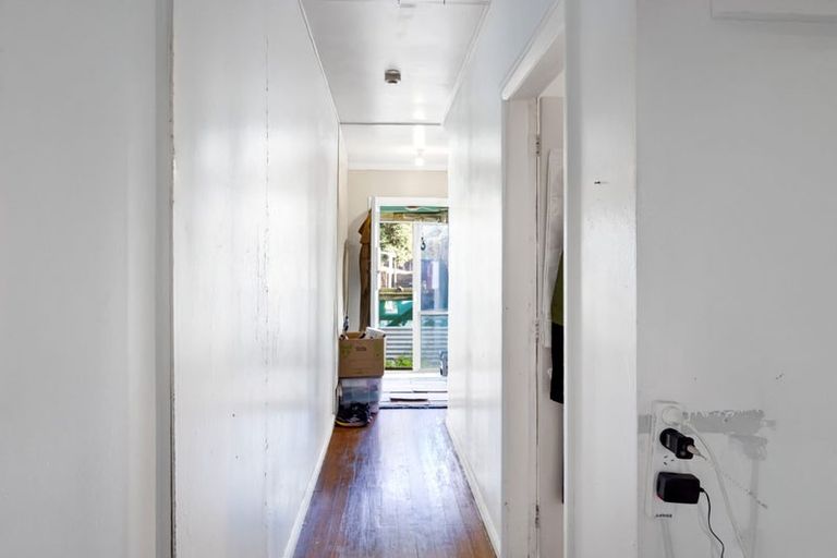 Photo of property in 244 Egmont Street, Patea, 4520