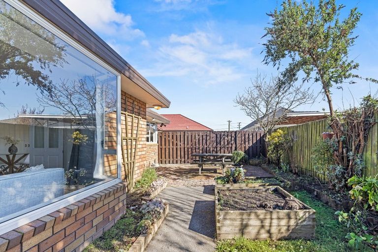 Photo of property in 2/114 Warden Street, Richmond, Christchurch, 8013