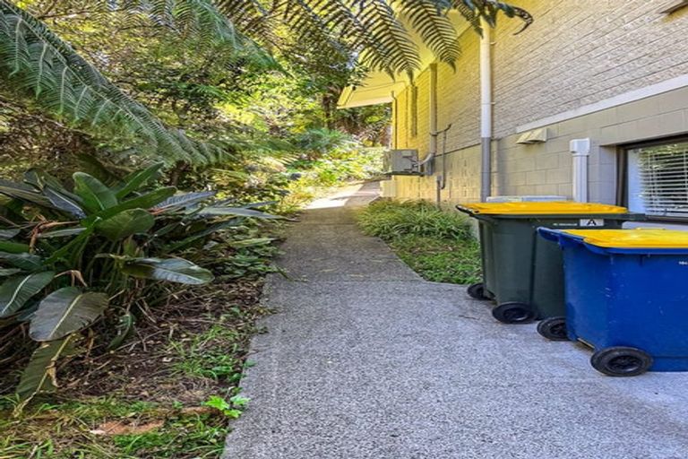 Photo of property in 3 Hebe Place, Birkenhead, Auckland, 0626