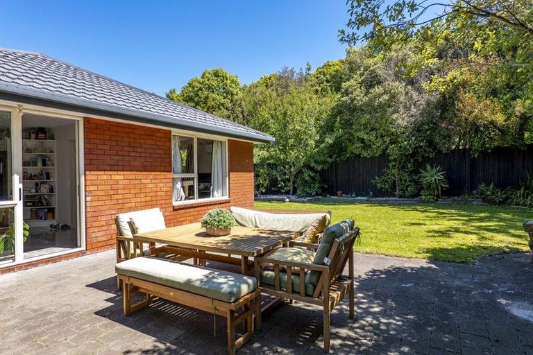 Photo of property in 11 Bishopsworth Street, Hillsborough, Christchurch, 8022