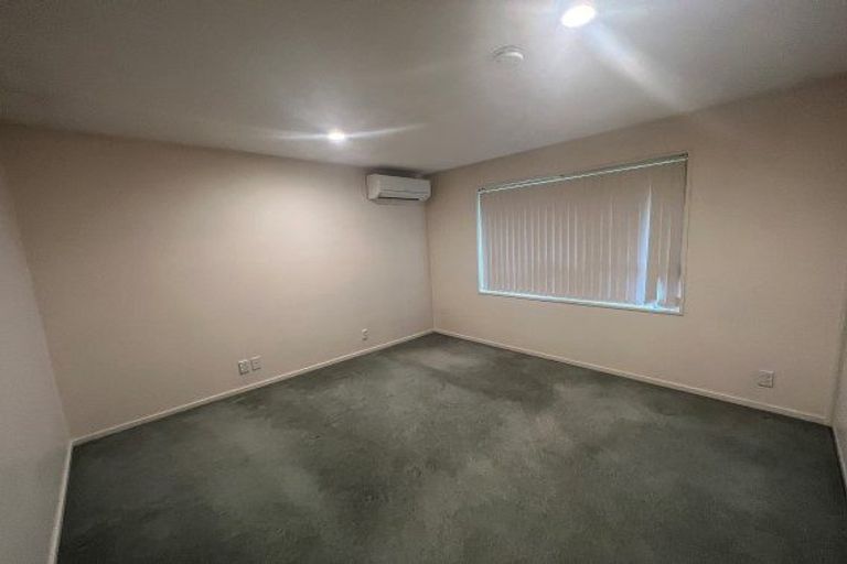 Photo of property in 15 Cardigan Bay Place, Addington, Christchurch, 8024