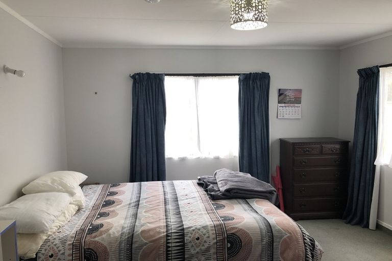 Photo of property in 27a Dorset Crescent, Hokowhitu, Palmerston North, 4410