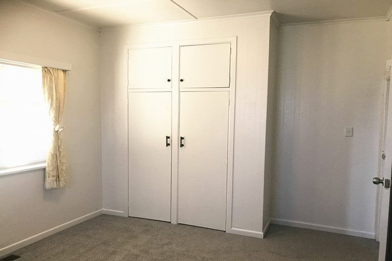 Photo of property in 12-14 Clevedon Road, Papakura, 2110