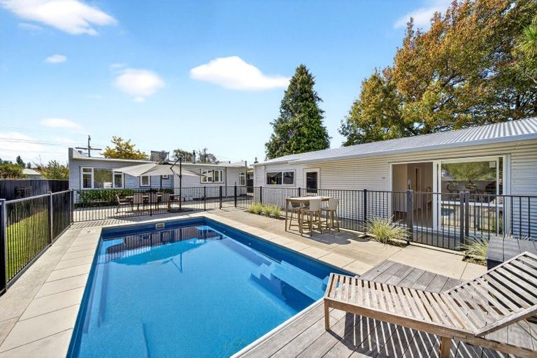 Photo of property in 11 Kempton Street, Greytown, 5712