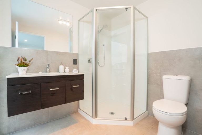 Photo of property in 24 Kauri Heart Avenue, Takanini, 2112