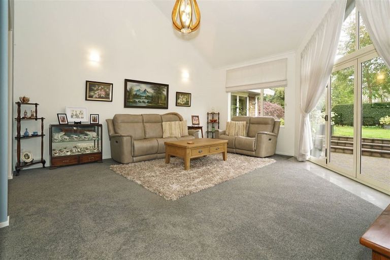 Photo of property in 10 Helmsdale Court, Huntington, Hamilton, 3210