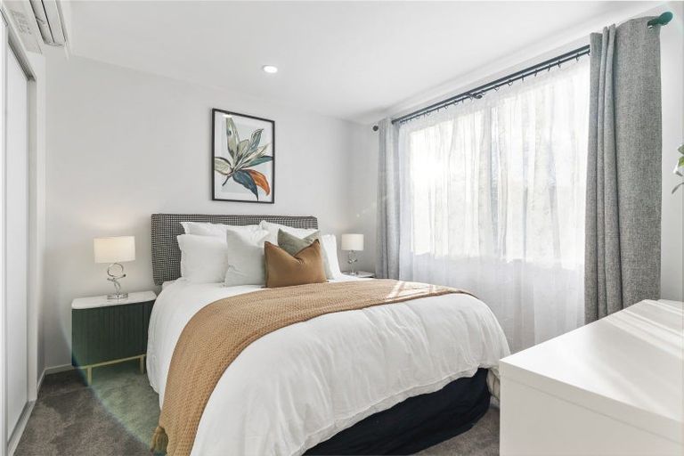 Photo of property in 12 Phar Lap Crescent, Takanini, 2112