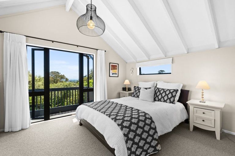 Photo of property in 12 Ritchie Place, Havelock North, 4130