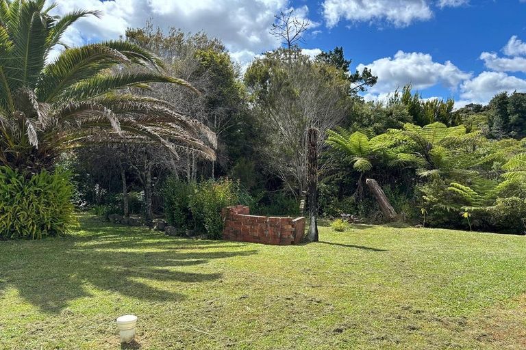 Photo of property in 348 Wainui Road, Wainui, Silverdale, 0992