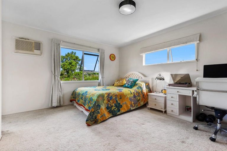Photo of property in 51 Aberdeen Road, Castor Bay, Auckland, 0620