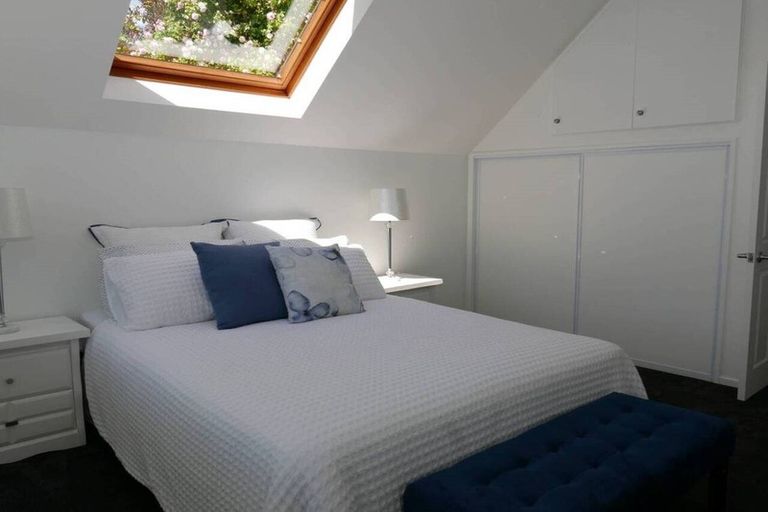 Photo of property in 2/116 Hackthorne Road, Cashmere, Christchurch, 8022