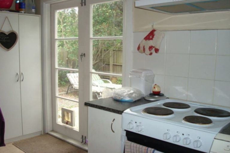 Photo of property in 27 Walpole Street, Waltham, Christchurch, 8023