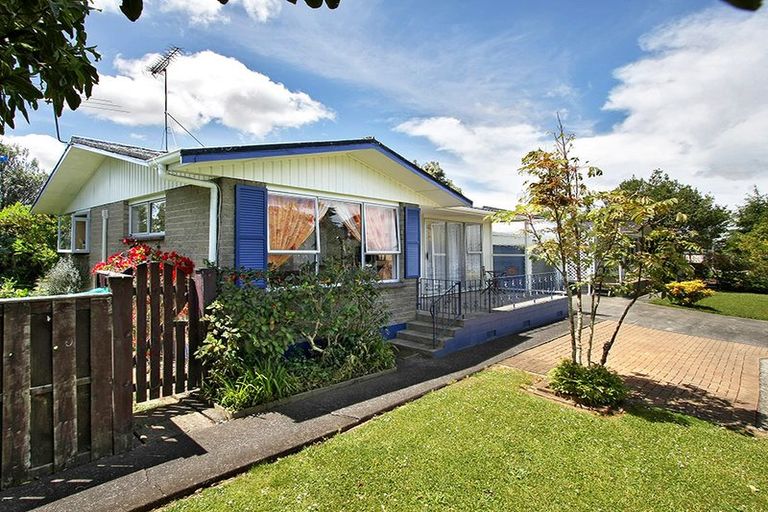 Photo of property in 1/40 Hope Farm Avenue, Pakuranga Heights, Auckland, 2010