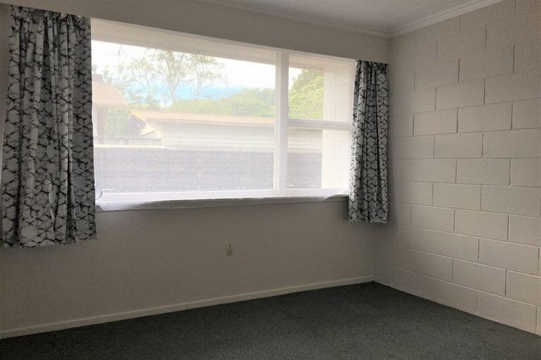 Photo of property in 65c Frankley Road, Westown, New Plymouth, 4310