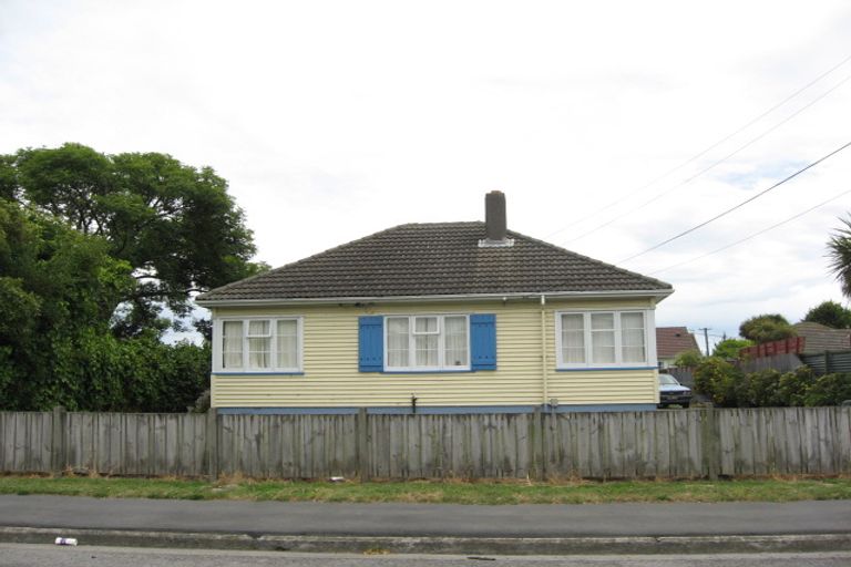 Photo of property in 33 Gould Crescent, Woolston, Christchurch, 8023
