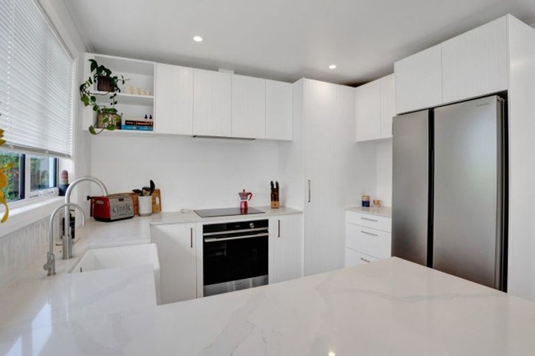 Photo of property in 1163 Devon Road, Bell Block, New Plymouth, 4373