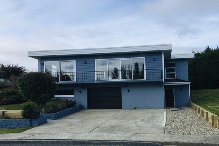 Photo of property in 16 Mitre Street, Gore, 9710