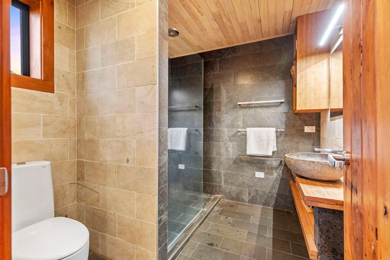 Photo of property in 177 Welcome Bay Road, Welcome Bay, Tauranga, 3112