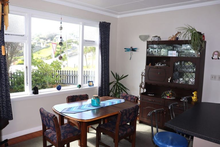 Photo of property in 74 Tyne Street, South Hill, Oamaru, 9400