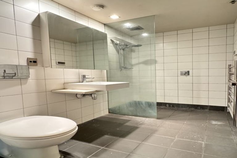 Photo of property in The Wellington Suites, 385/233 Cuba Street, Te Aro, Wellington, 6011