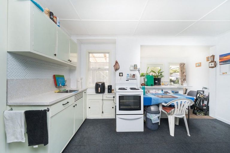 Photo of property in 7 Lambert Street, Marton, 4710