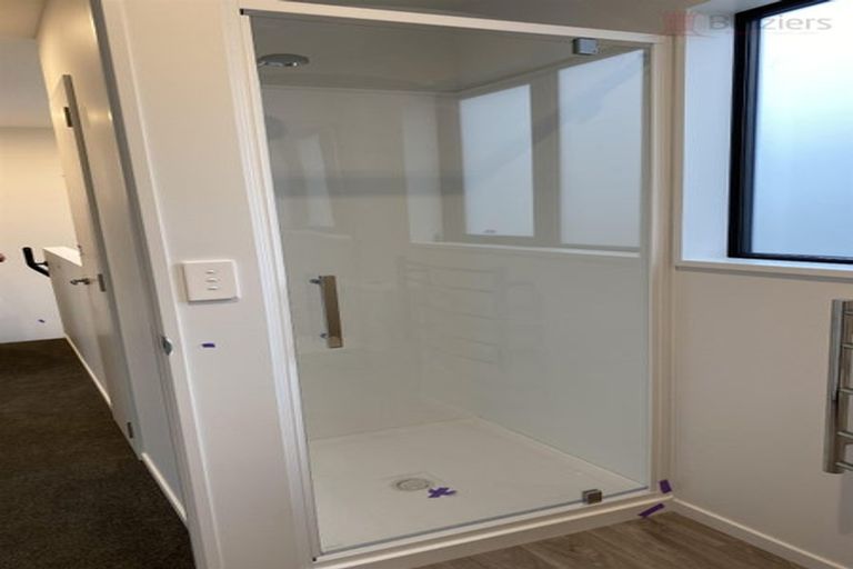 Photo of property in 128 North Avon Road, Richmond, Christchurch, 8013