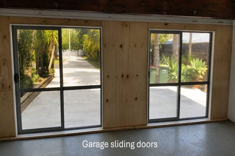 Photo of property in 1 Bluewater Place, Wattle Downs, Auckland, 2103
