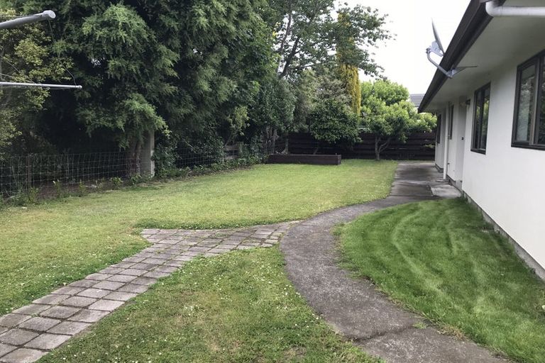 Photo of property in 14 Corwen Place, Mayfair, Hastings, 4122