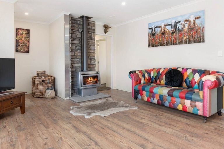 Photo of property in 43 Tawhero Street, Mamaku, 3020