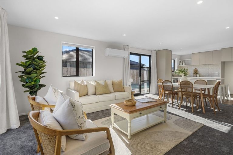 Photo of property in 28 Blakely Street, Amberley, 7410