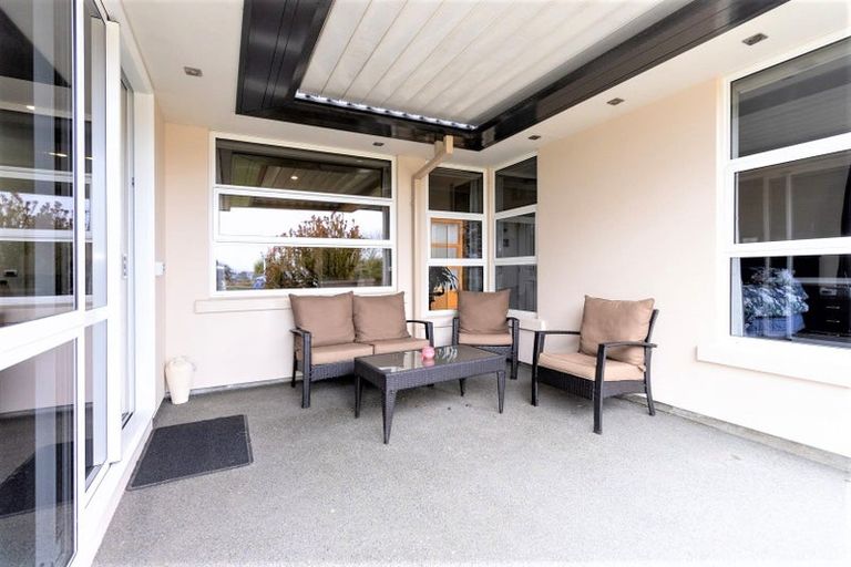 Photo of property in 100 Princes Street, Temuka, 7920