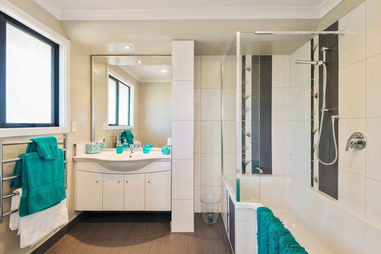 Photo of property in 7 Baldoyle Way, Casebrook, Christchurch, 8051