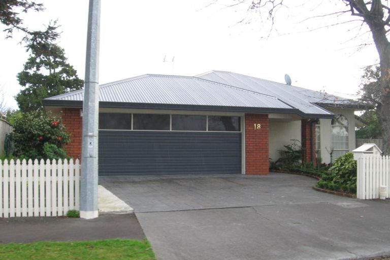Photo of property in 18 Heretaunga Street, Palmerston North, 4414
