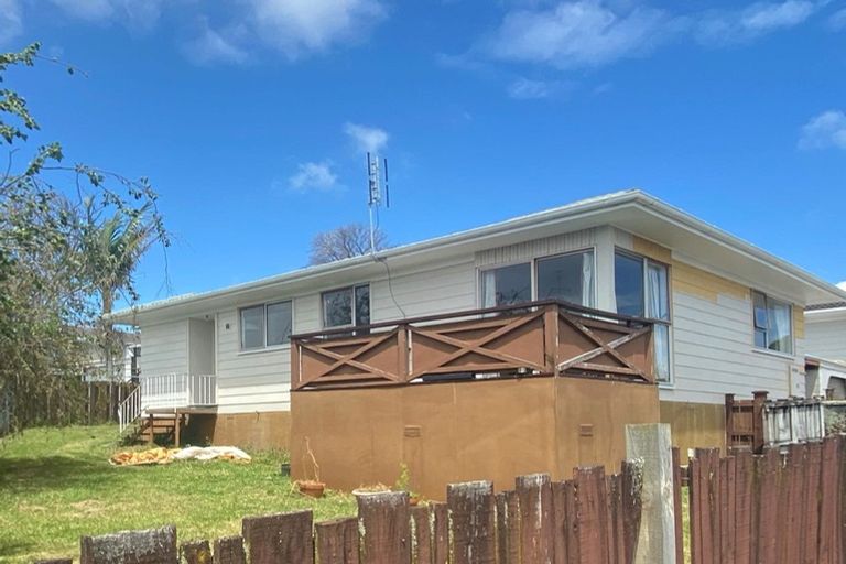 Photo of property in 1/11 Charntay Avenue, Clover Park, Auckland, 2019