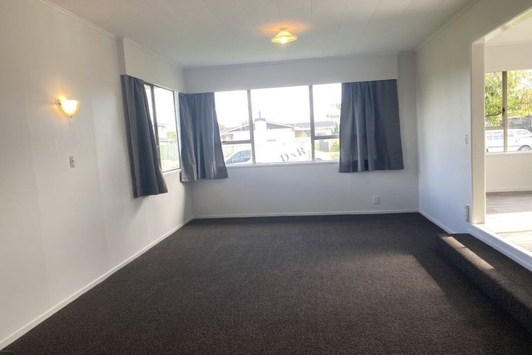 Photo of property in 1 Lorne Crescent, Flaxmere, Hastings, 4120