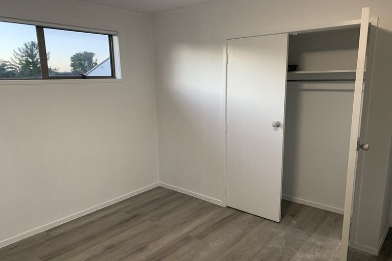 Photo of property in 41 Mcquarrie Avenue, Wattle Downs, Auckland, 2103