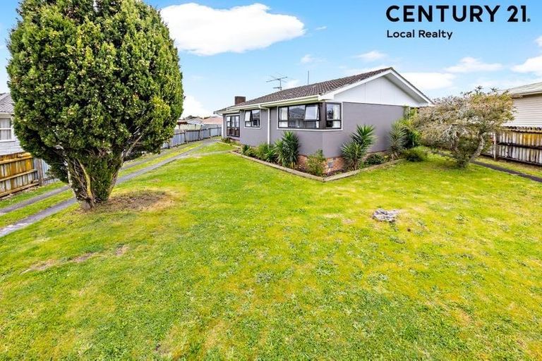 Photo of property in 45 Tatariki Street, Rosehill, Papakura, 2113