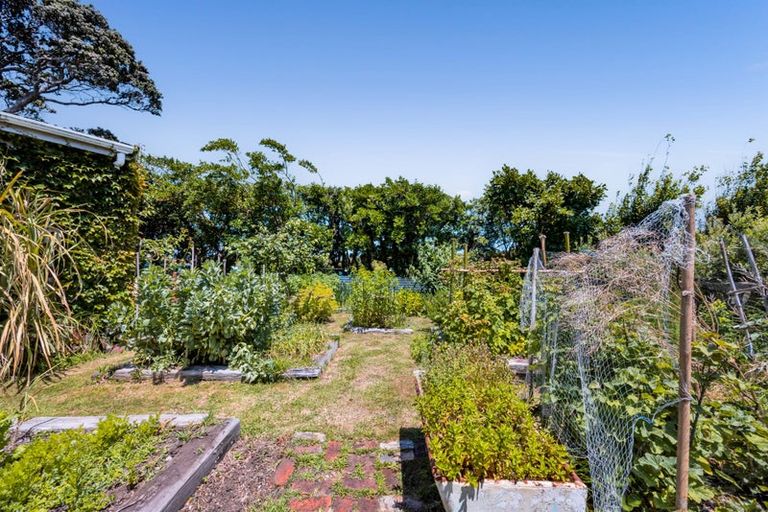 Photo of property in 207 Egmont Street, Patea, 4520