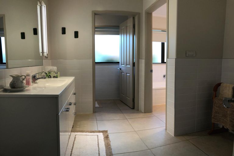 Photo of property in 7 Tohora View, Waihi Beach, 3611